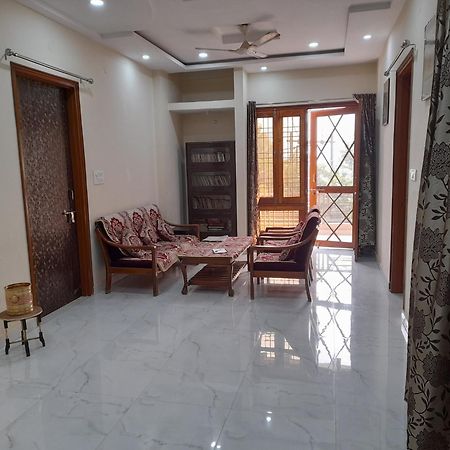 גוואליור Govind Niwas Home Stay מראה חיצוני תמונה