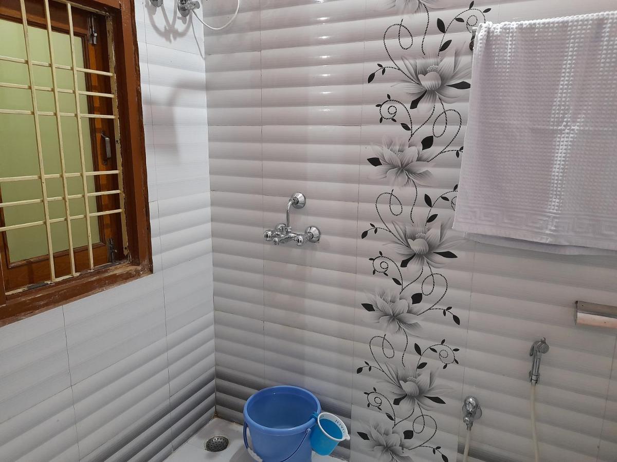 גוואליור Govind Niwas Home Stay מראה חיצוני תמונה